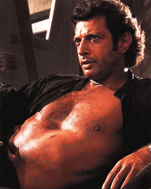 Watch: Jeff Goldblum lampooned for that shirtless 'Jurassic Park' scene